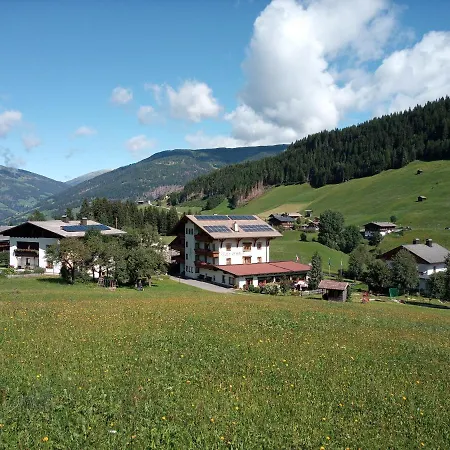 Cafe Erbhof بيت ضيافة 3*