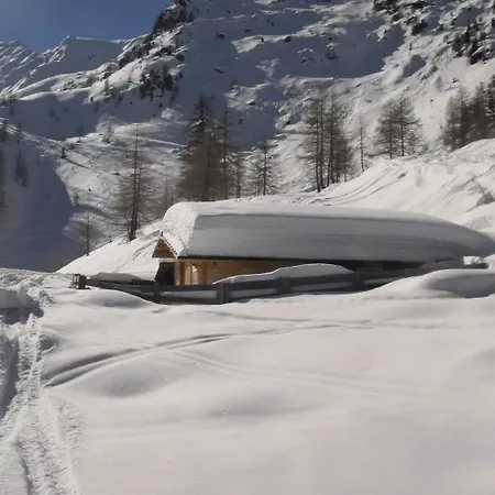 بيت ضيافة Cafe Erbhof كارتياسش