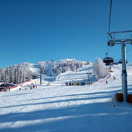 Cafe Erbhof Konukevi Kartitsch